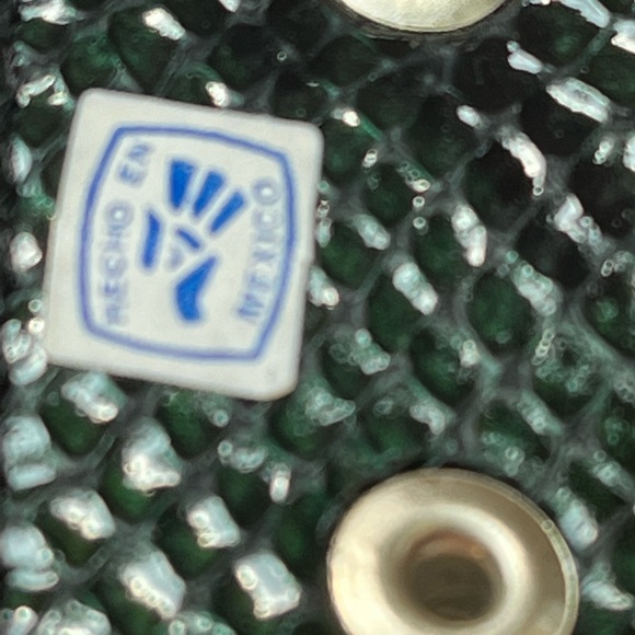 Vintage 90s Green and Black Faux Snakeskin Belt with Leaf Buckle - Picture 2 of 6